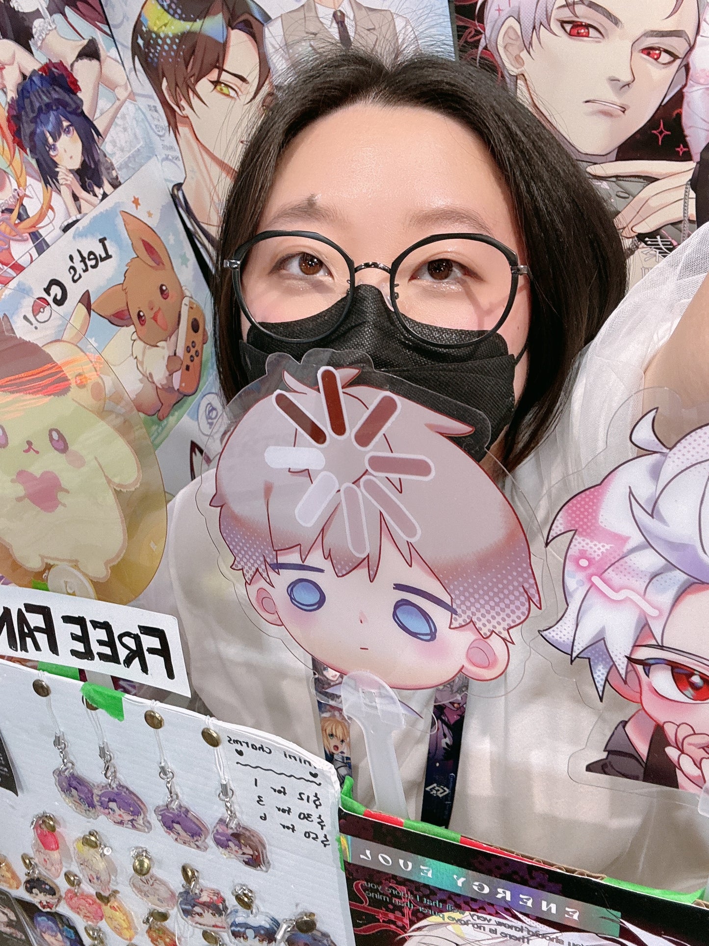 FREE PLASTIC FAN (please read info)