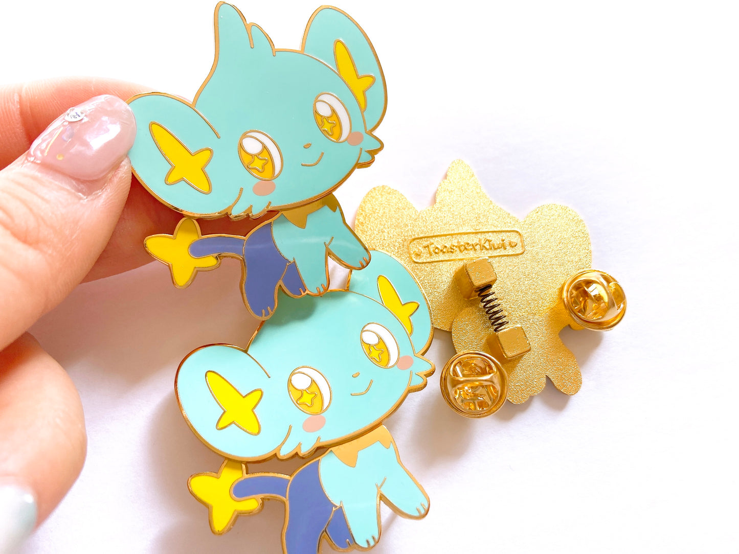 Shinx Bobble Head Enamel Pin